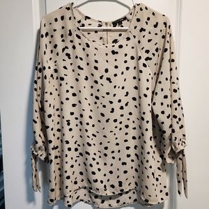 Papermoon Larie Tie-Sleeve Animal Print Cream and Black Blouse Size Large